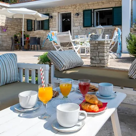 Sterna House Paxos فيلة *