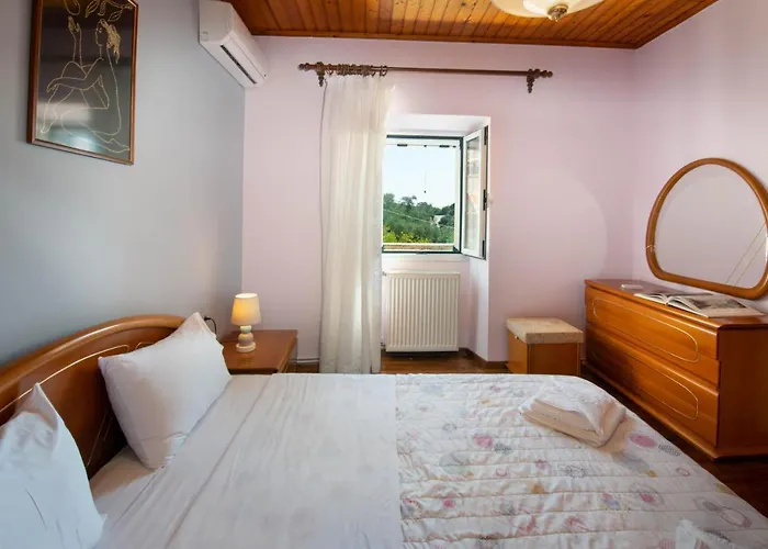 Sterna House Paxos *